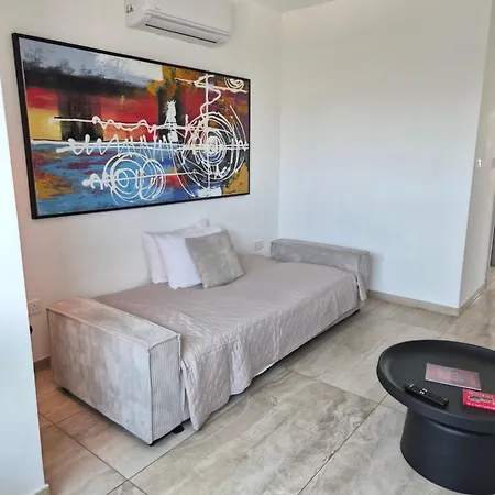J Aurora * Nicosia